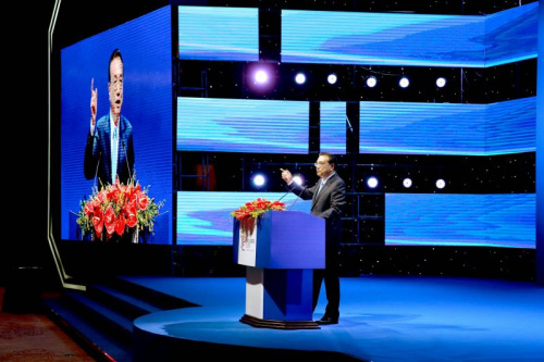 怎样挖掘大数据“钻石矿”? 李克强绘四亨衢径 - 社会热门 - 必发bifa