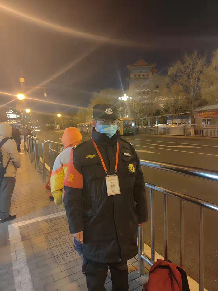 平安春节  谢谢有你——致敬坚守在岗位上的保安员们 - 公司新闻 - 必发bifa